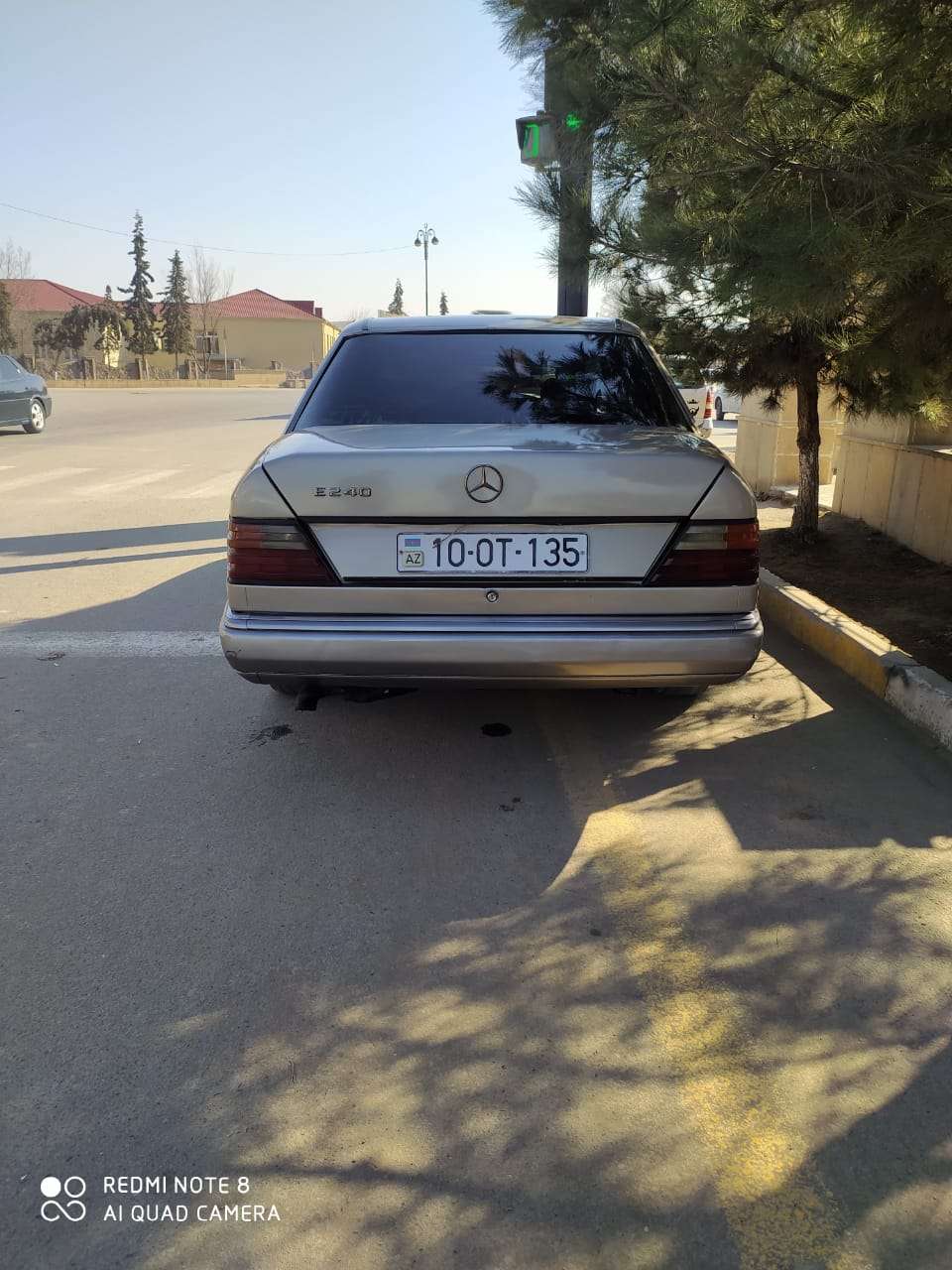 Mercedes E 250, 1991 il, 0.25 L, 5 000 km