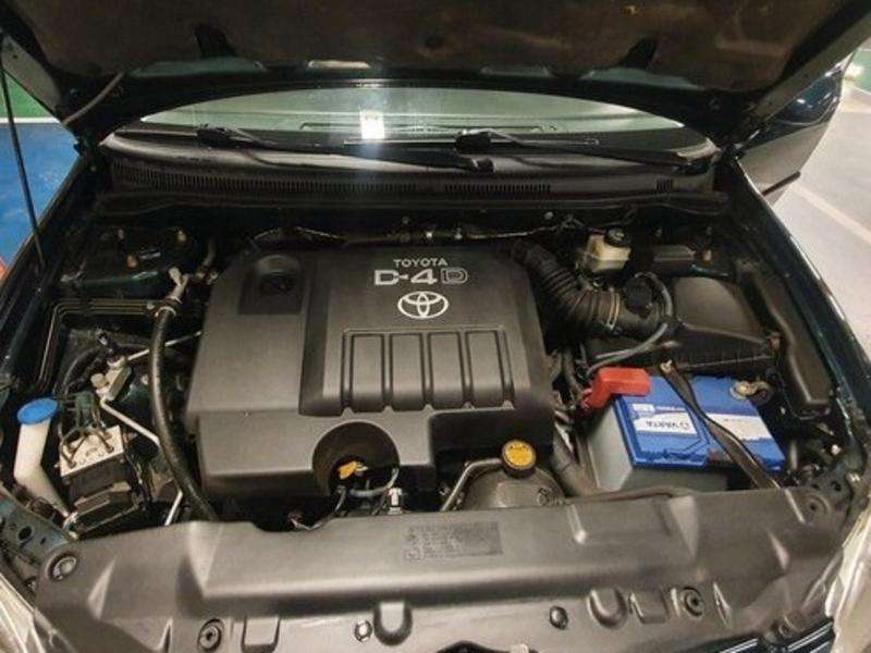Toyota Corolla, 2005 il, 1.4 L, 143 000 km