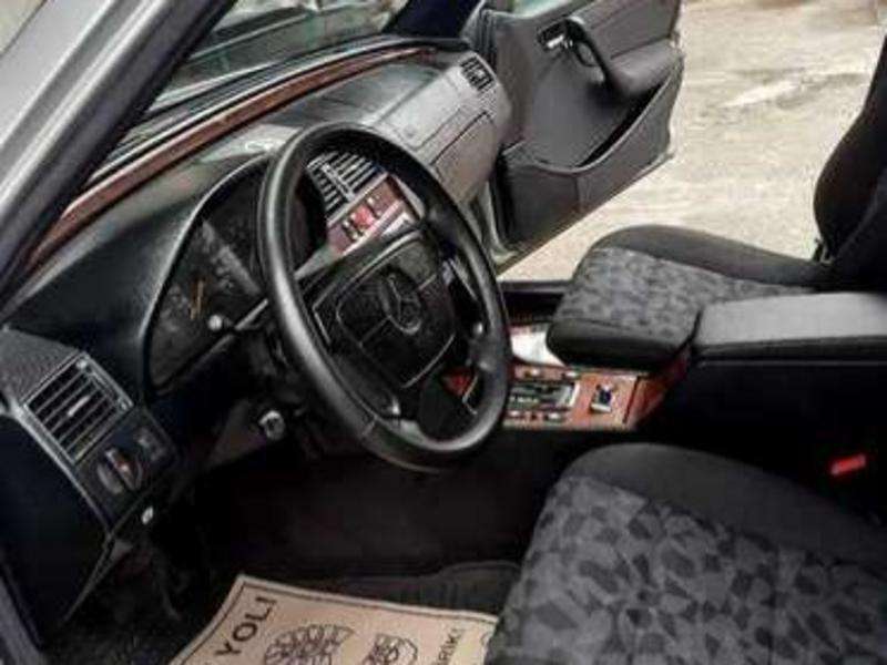 Mercedes C 200, 1998 il, 2.0 L, 300 000 km