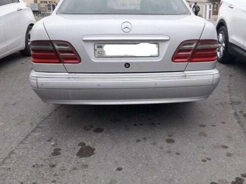 Mercedes E 270, 2001 il, 2.7 L, 345 000 km