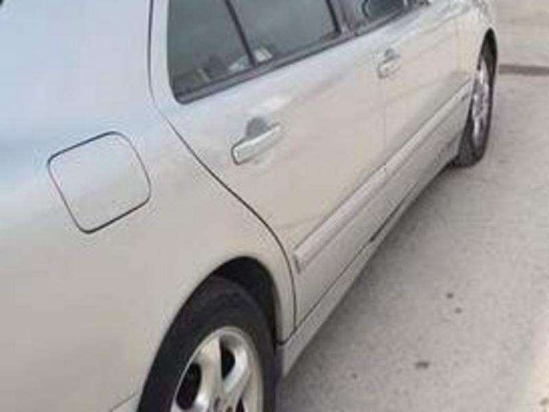 Mercedes E 270, 2001 il, 2.7 L, 345 000 km