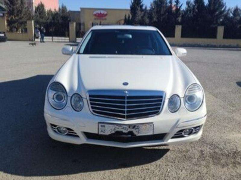 Mercedes E 320, 2003 il, 3.2 L, 275 460 km