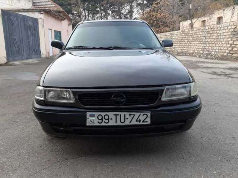 Opel Astra, 1998 il, 1.6 L, 289 000 km