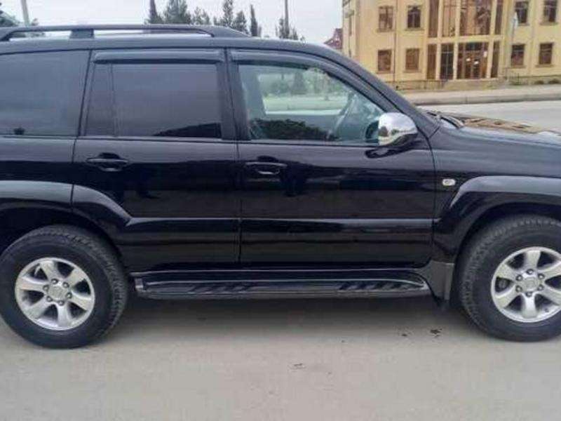 Toyota Prado, 2006 il, 4.0 L, 285 000 km