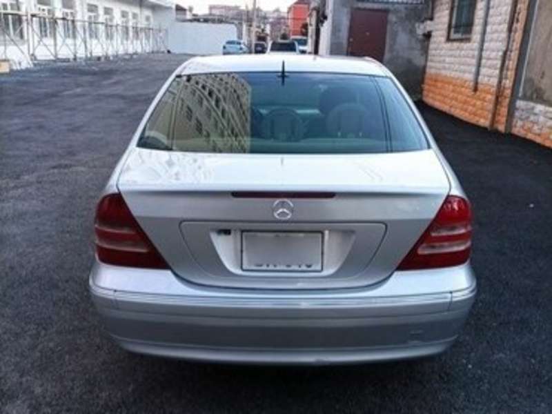 Mercedes C 240, 2000 il, 2.6 L, 399 117 km