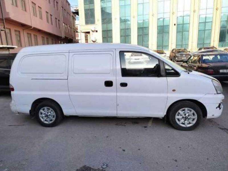 Hyundai H-1, 2007 il, 2.5 L, 340 000 km