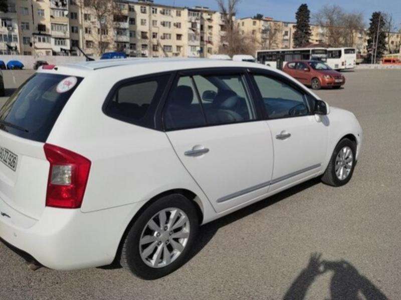 Kia Carens, 2010 il, 2.0 L, 192 300 km