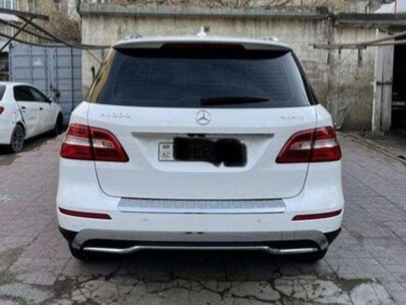 Mercedes ML 350, 2014 il, 3.5 L, 32 881 km