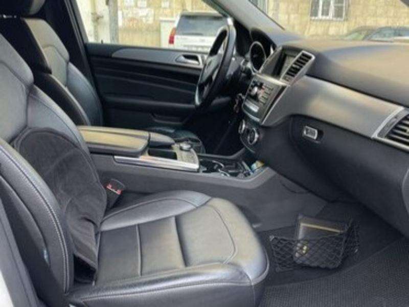 Mercedes ML 350, 2014 il, 3.5 L, 32 881 km