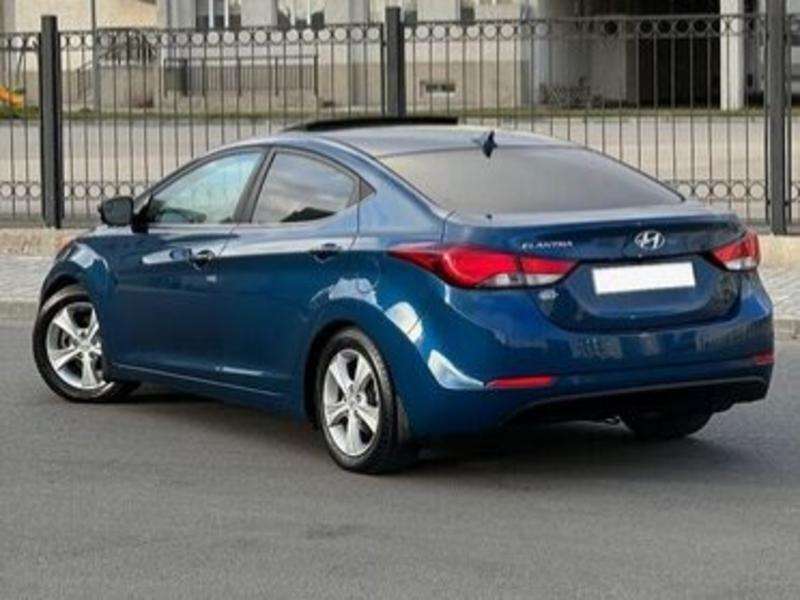 Hyundai Elantra, 2015 il, 1.8 L, 105 500 km