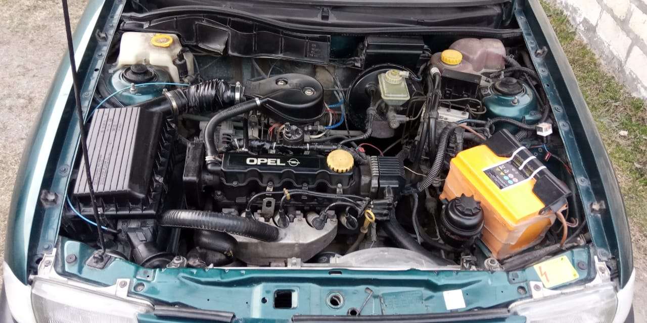Opel Astra, 1997 il, 1.6 L, 251 000 km