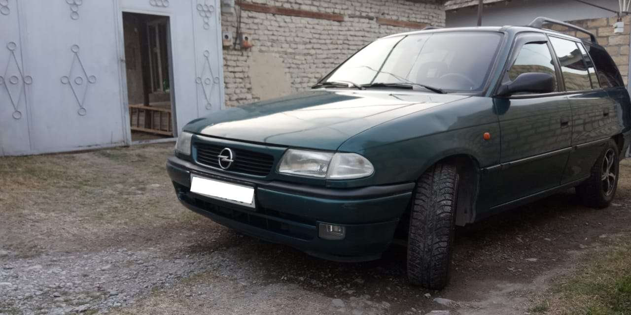 Opel Astra, 1997 il, 1.6 L, 251 000 km