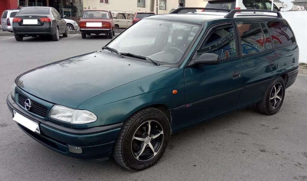 Opel Astra, 1997 il, 1.6 L, 251 000 km