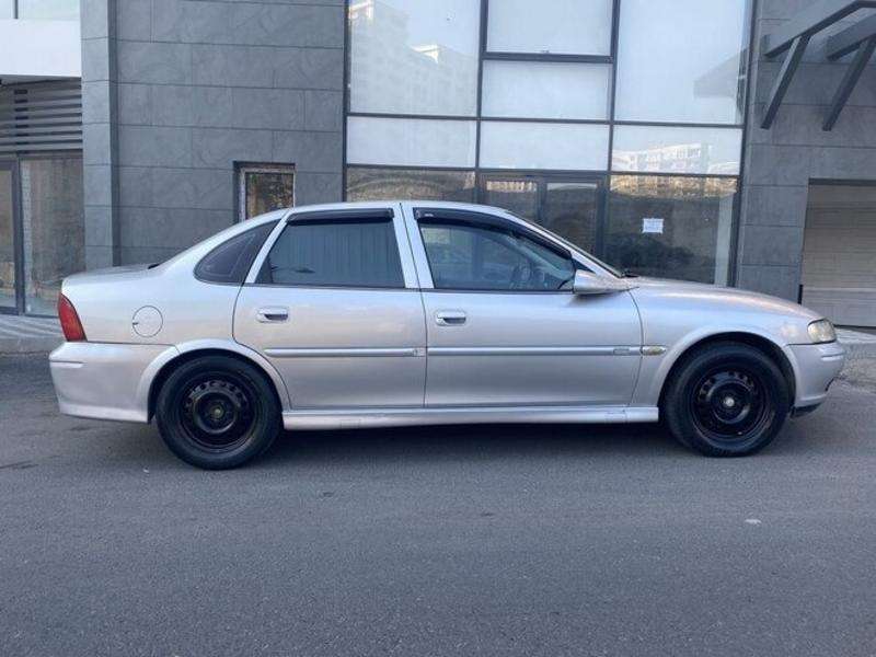 Opel Vectra, 1999 il, 2.0 L, 298 000 km