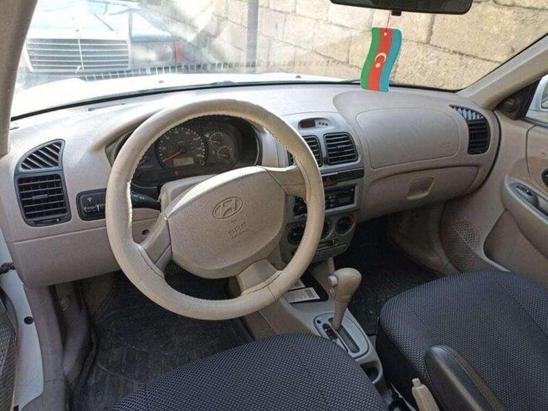 Hyundai Accent, 2005 il, 1.6 L, 159 500 km