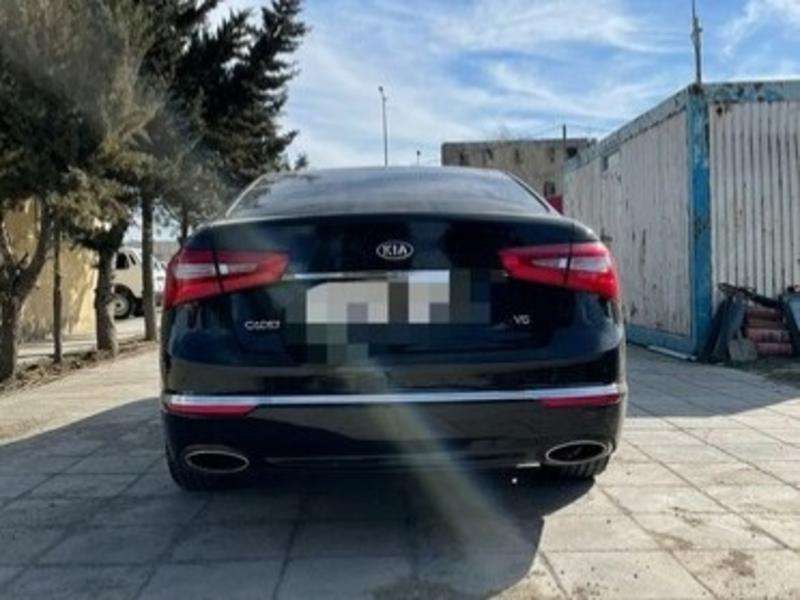 Kia Cadenza, 2013 il, 3.5 L, 290 000 km
