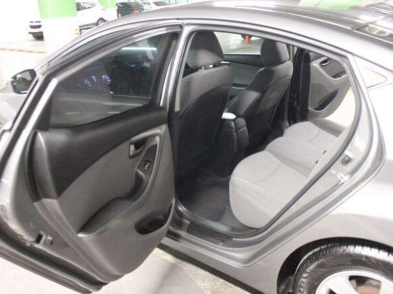 Hyundai Elantra, 2015 il, 1.8 L, 149 000 km