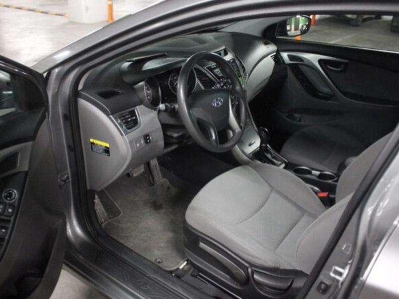 Hyundai Elantra, 2015 il, 1.8 L, 149 000 km