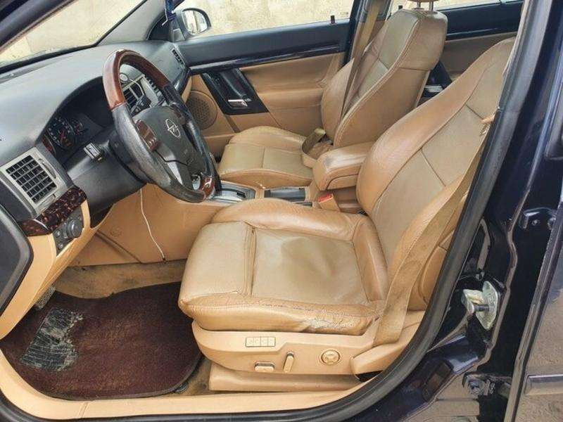 Opel Signum, 2003 il, 1.9 L, 350 000 km