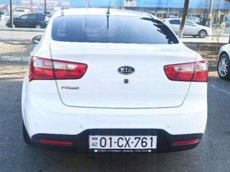 Kia Rio, 2011 il, 1.4 L, 130 100 km