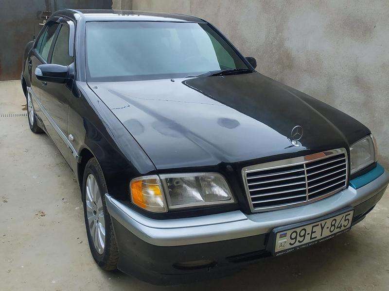 Mercedes C 200, 1999 il, 1.8 L, 500 000 km