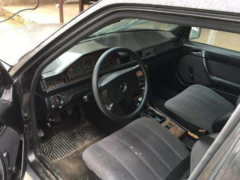 Mercedes E 200, 1991 il, 2.0 L, 288 999 km