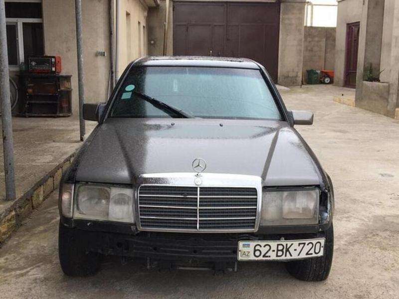 Mercedes E 200, 1991 il, 2.0 L, 288 999 km