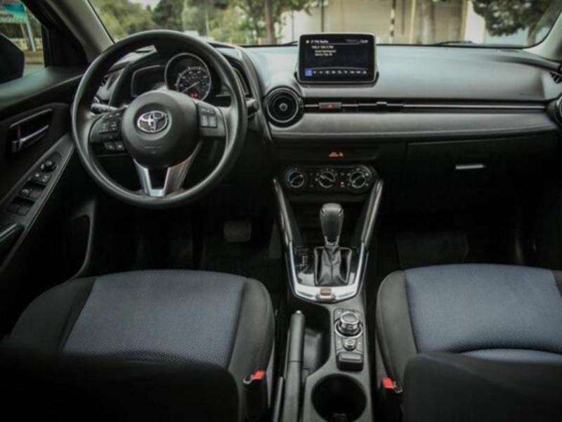 Toyota Yaris, 2016 il, 1.5 L, 75 000 km
