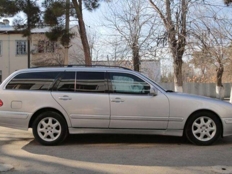 Mercedes E 320, 2001 il, 3.2 L, 350 000 km