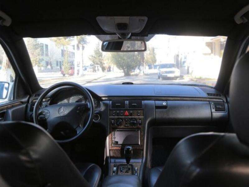 Mercedes E 320, 2001 il, 3.2 L, 350 000 km