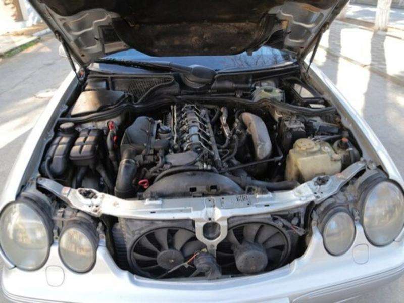 Mercedes E 320, 2001 il, 3.2 L, 350 000 km