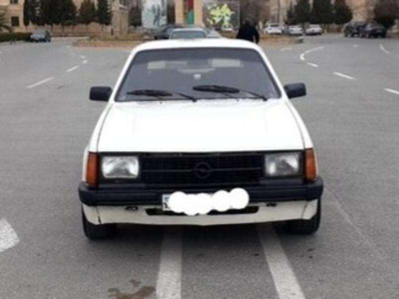 Opel Kadett, 1984 il, 1.3 L, 249 742 km