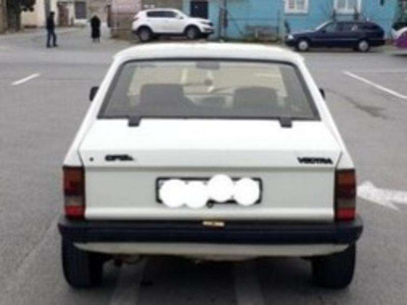Opel Kadett, 1984 il, 1.3 L, 249 742 km