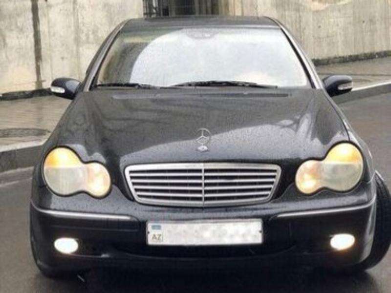 Mercedes C 240, 2001 il, 2.6 L, 290 000 km
