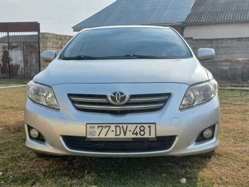 Toyota Corolla, 2010 il, 1.4 L, 89 000 km