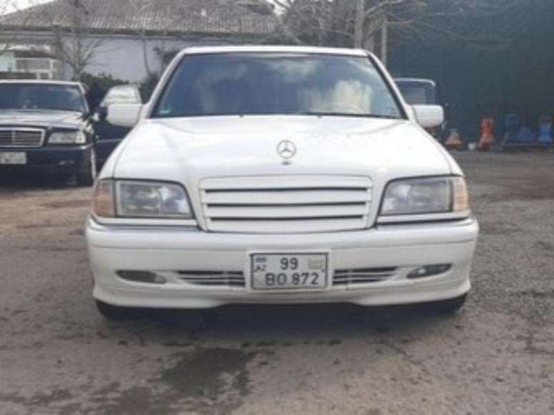 Mercedes C 230, 1999 il, 2.3 L, 28 000 km