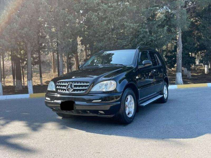 Mercedes ML 320, 1999 il, 3.2 L, 233 000 km