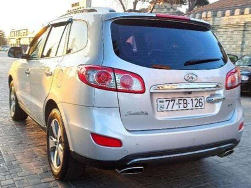 Hyundai Santa Fe, 2011 il, 2.0 L, 168 000 km