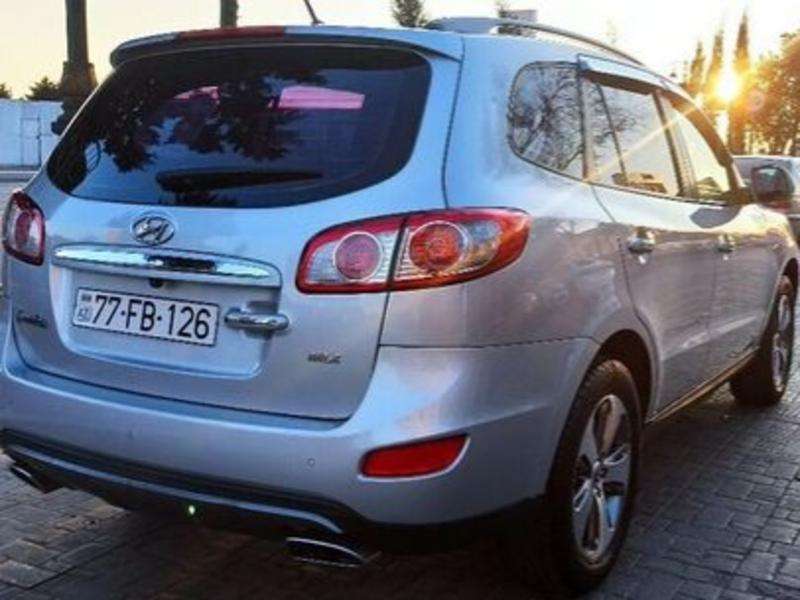 Hyundai Santa Fe, 2011 il, 2.0 L, 168 000 km
