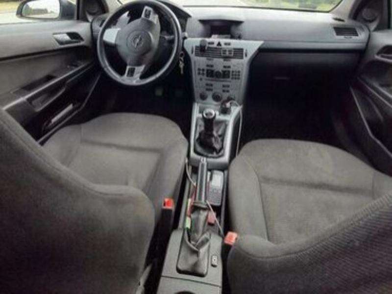 Opel Astra, 2009 il, 1.3 L, 300 000 km