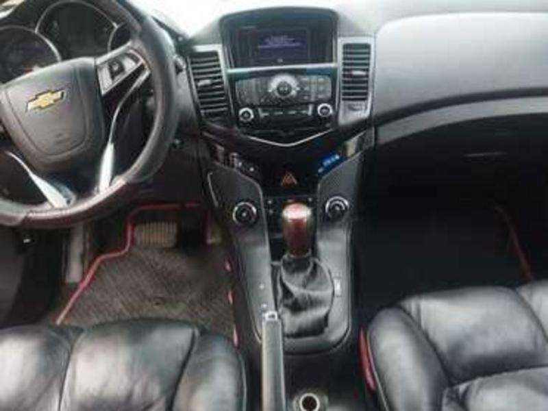 Chevrolet Cruze, 2011 il, 2.0 L, 99 000 km