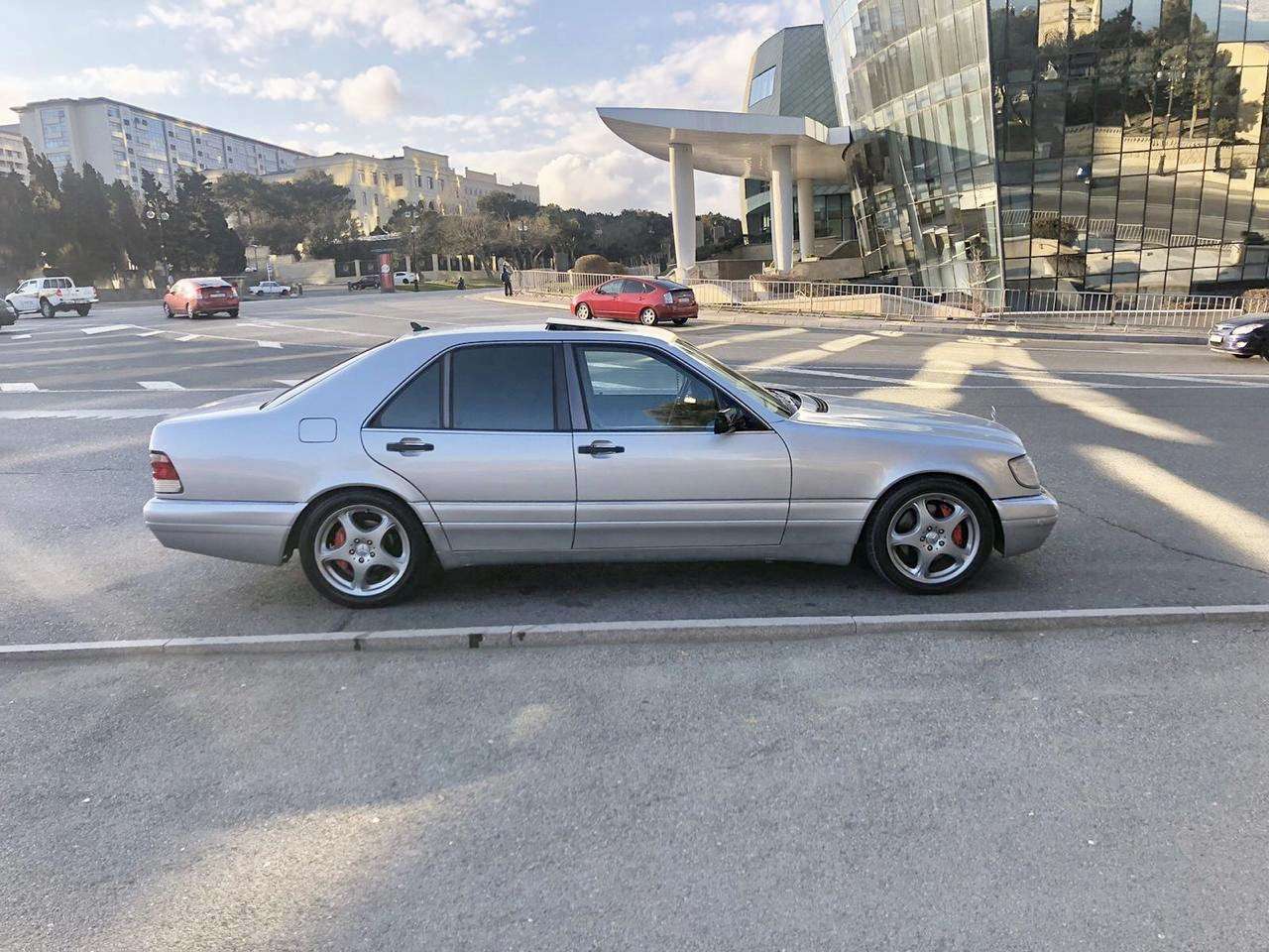 Mercedes S 300, 1996 il, 3.0 L, 100 000 km