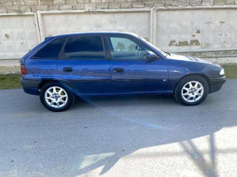 Opel Astra, 1996 il, 1.6 L, 327 000 km