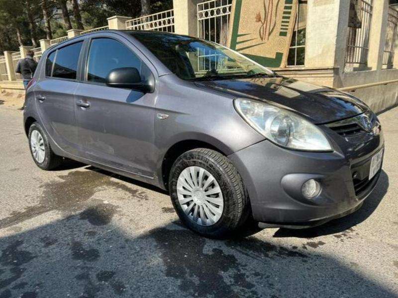 Hyundai i20, 2012 il, 1.4 L, 250 000 km