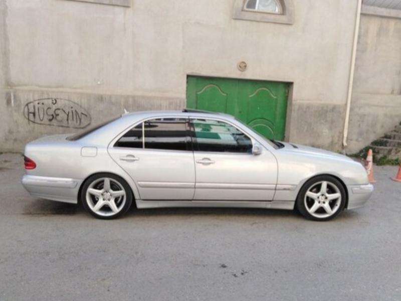 Mercedes E 320, 2000 il, 3.2 L, 387 000 km