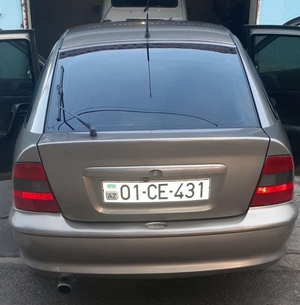 Opel Vectra, 1996 il, 2.0 L, 234 000 km