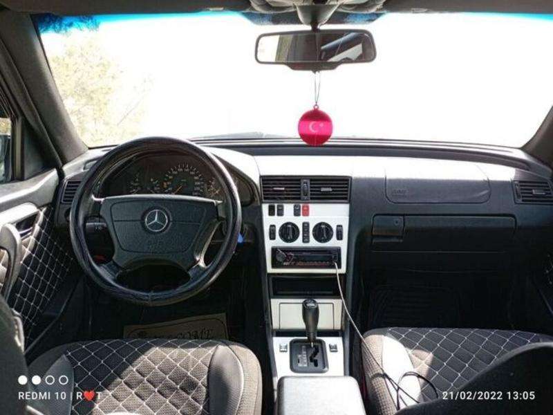 Mercedes C 220, 1995 il, 2.2 L, 220 000 km