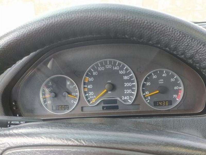 Mercedes C 200, 1997 il, 2.0 L, 391 700 km