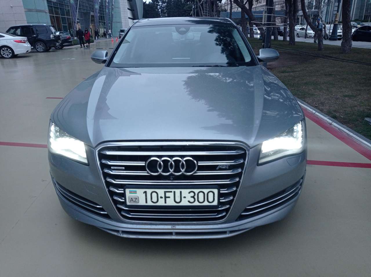 Audi A8, 2012 il, 4.2 L, 161 000 km