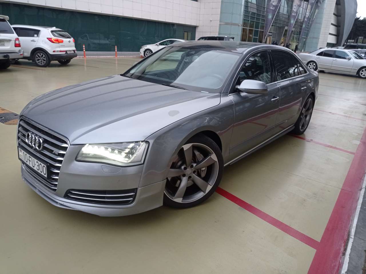 Audi A8, 2012 il, 4.2 L, 161 000 km